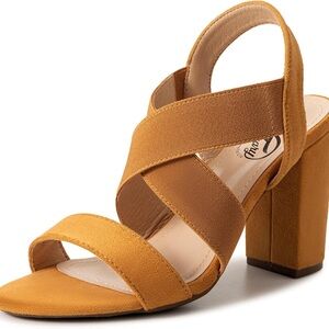 Trary Chunky Stylish Tan Block Heel Sandals.  Size 8.  Brand new.
